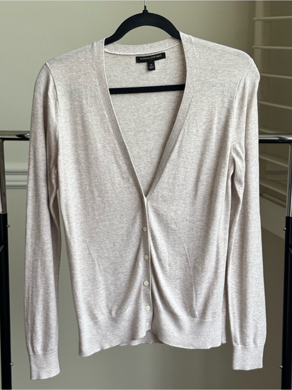 Banana Republic Women's Button-Front Long-Sleeve Cardigan Light Beige M Preowned